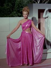 star-trek-pink-toga